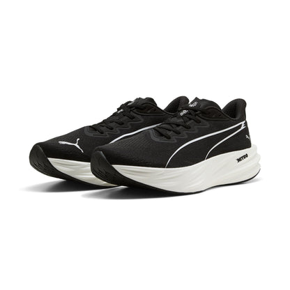 【ウィメンズ】PUMA ディヴィエイト ピュア ニトロ【ブラック/シルバー】